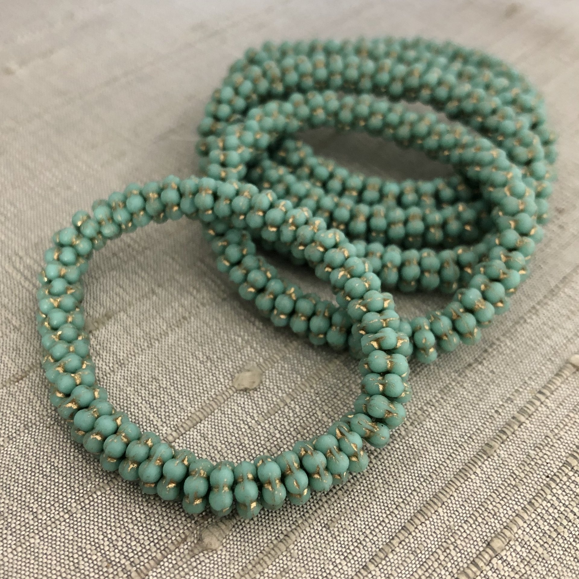 5mm Forget-Me-Not Spacers Sea Green with Gold Wash