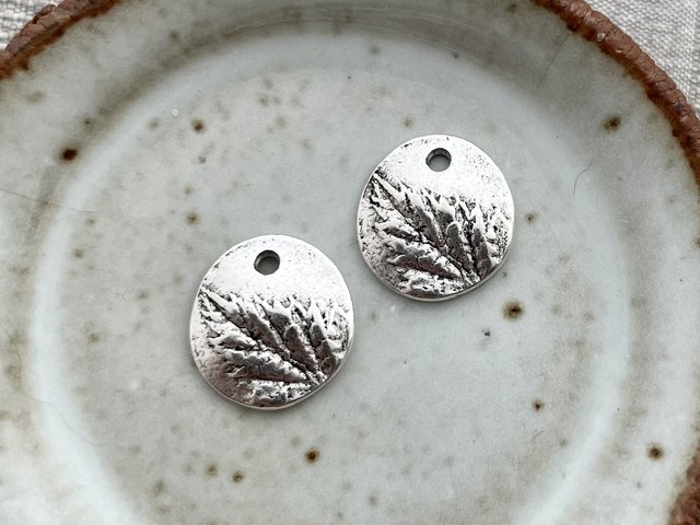 Berry Leaf Charms Silver - 2
