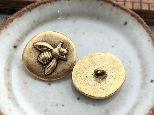 Bee Button Antique Gold